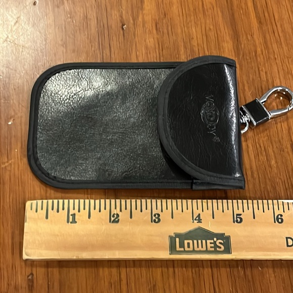 RFID Signal Blocker for Car Key Fob Small Phones black synthetic leather new - Picture 6 of 6